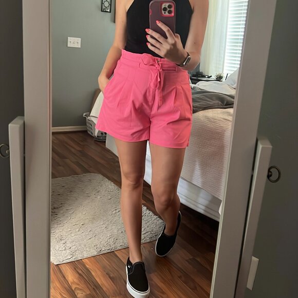 Hi, I'm Karlie! - Picture 3 of 10